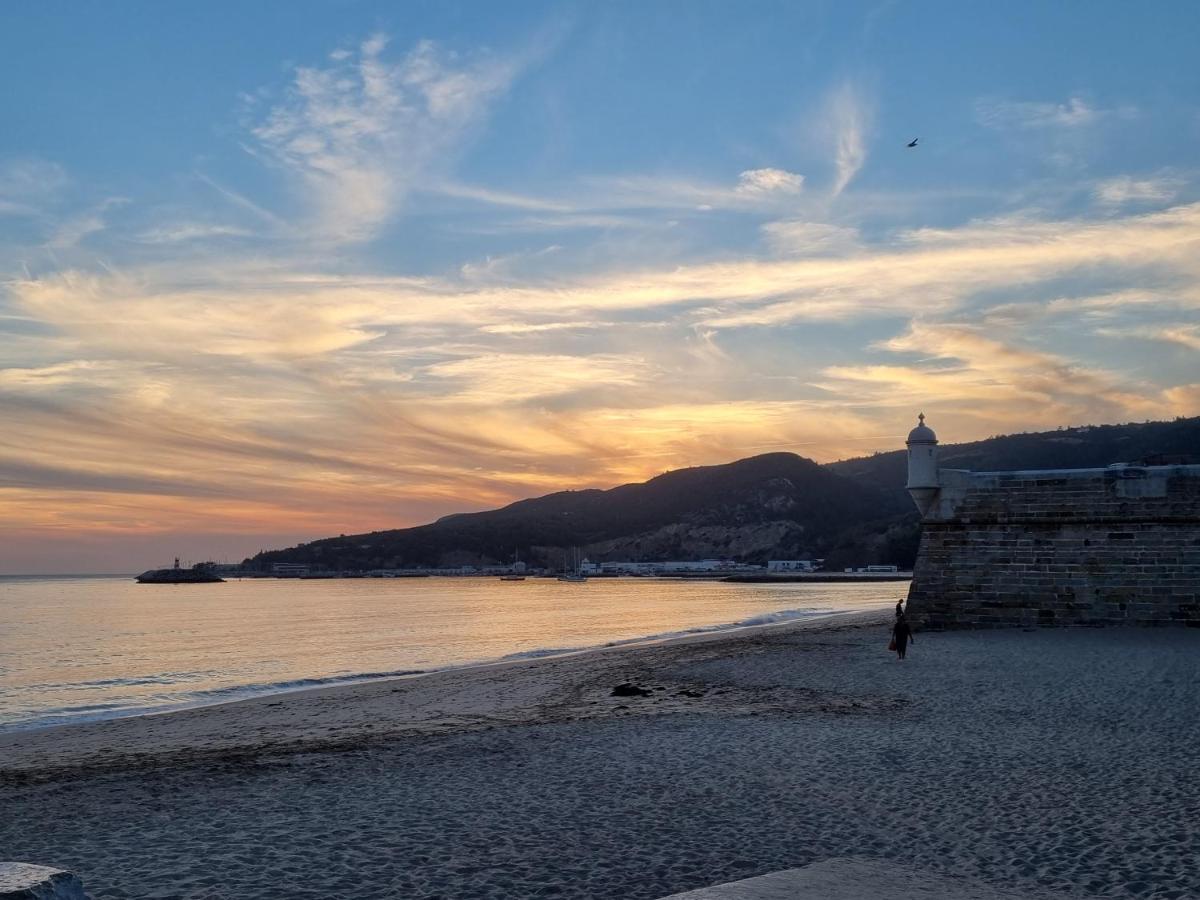 Casa Mar E Sol, New Apartment Near The Beach With Balcony Sesimbra Luaran gambar