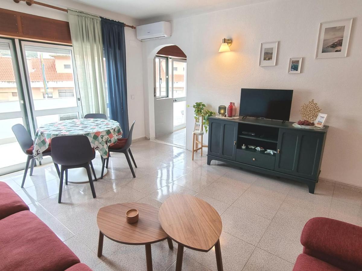 Casa Mar E Sol, New Apartment Near The Beach With Balcony Sesimbra Luaran gambar