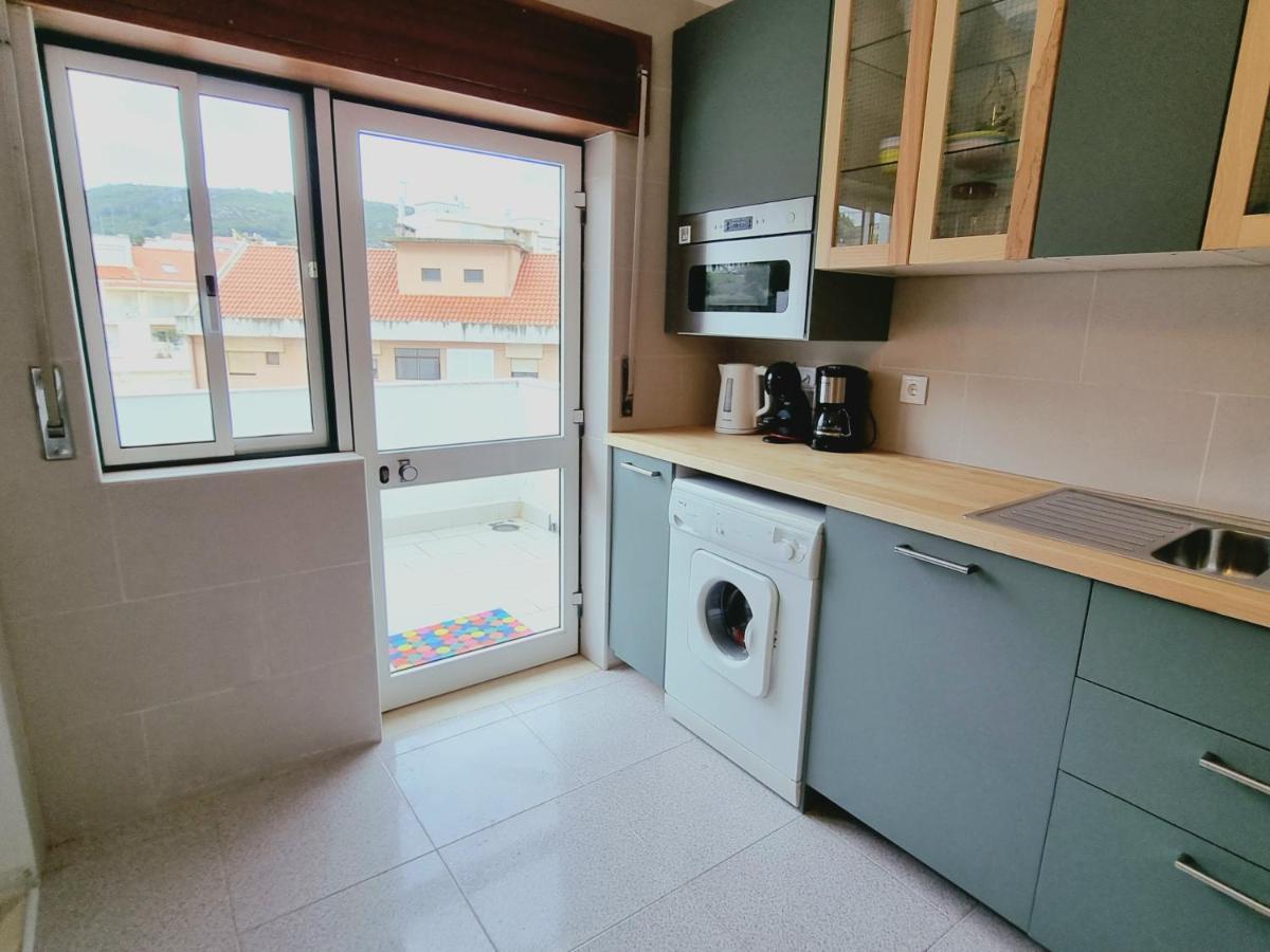 Casa Mar E Sol, New Apartment Near The Beach With Balcony Sesimbra Luaran gambar